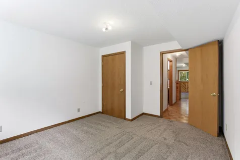 7435 Kurt Street Loretto MN 55357