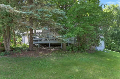 7435 Kurt Street Loretto MN 55357