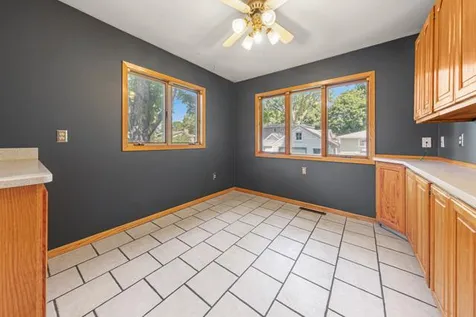 128 Rose Street Mankato MN 56001