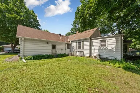 128 Rose Street Mankato MN 56001