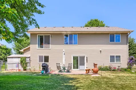 7944 Highland Drive Lino Lakes MN 55014
