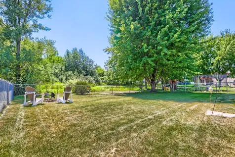 7944 Highland Drive Lino Lakes MN 55014