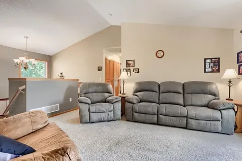 7944 Highland Drive Lino Lakes MN 55014