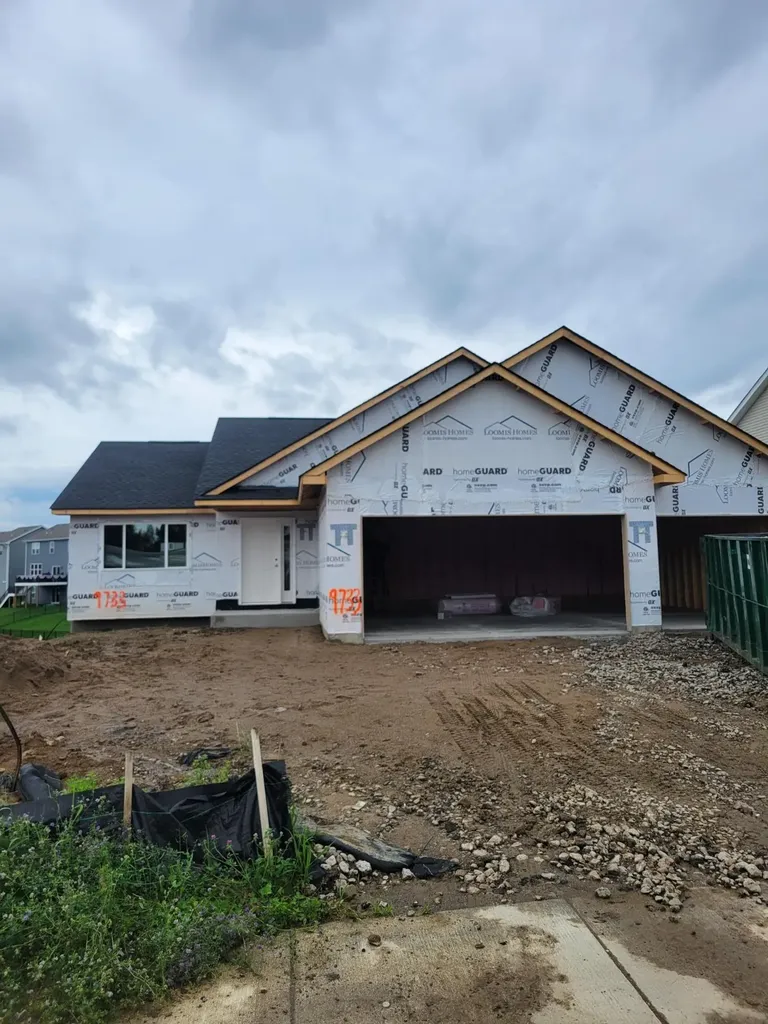 9733 Jasmine Avenue Hanover MN 55341