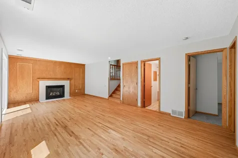 16715 19th Avenue N Plymouth MN 55447