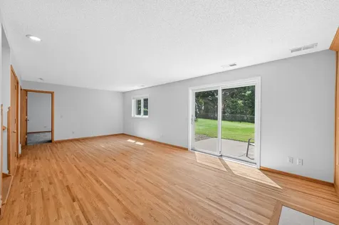 16715 19th Avenue N Plymouth MN 55447