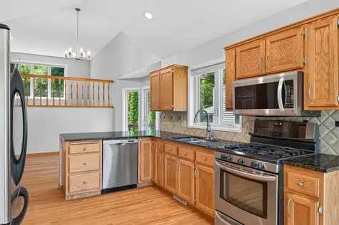 16715 19th Avenue N Plymouth MN 55447