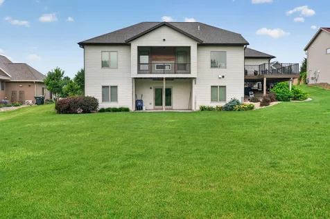 1936 Kerry Drive NE Rochester MN 55906