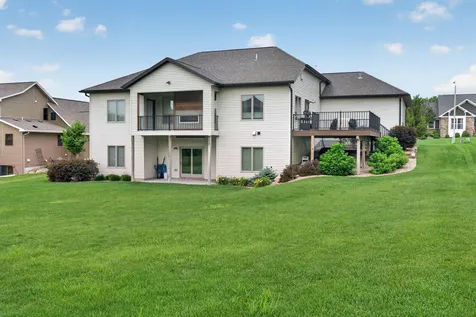 1936 Kerry Drive NE Rochester MN 55906