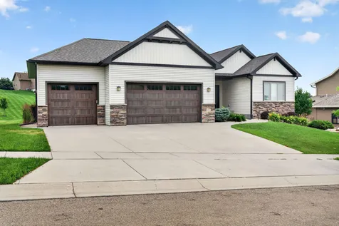 1936 Kerry Drive NE Rochester MN 55906