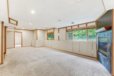 2413 Bridle Creek Trail Chanhassen MN 55317