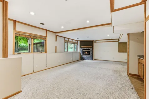 2413 Bridle Creek Trail Chanhassen MN 55317