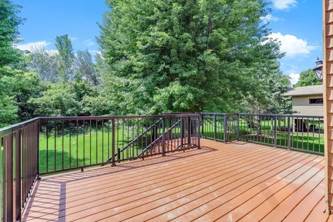 2413 Bridle Creek Trail Chanhassen MN 55317