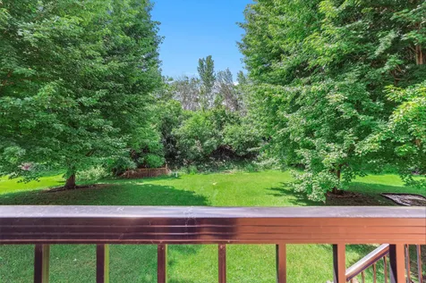 2413 Bridle Creek Trail Chanhassen MN 55317