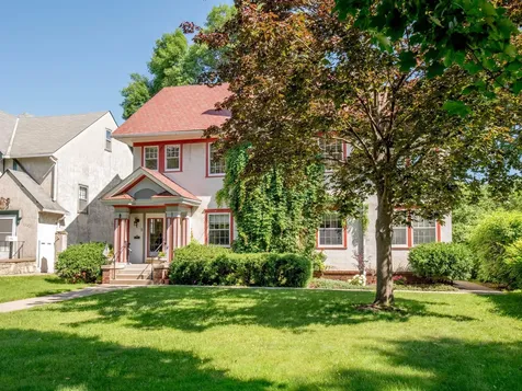 1917 Summit Avenue Saint Paul MN 55105