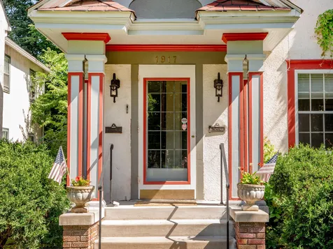 1917 Summit Avenue Saint Paul MN 55105