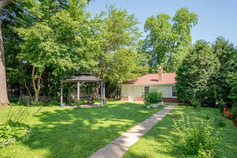 1917 Summit Avenue Saint Paul MN 55105