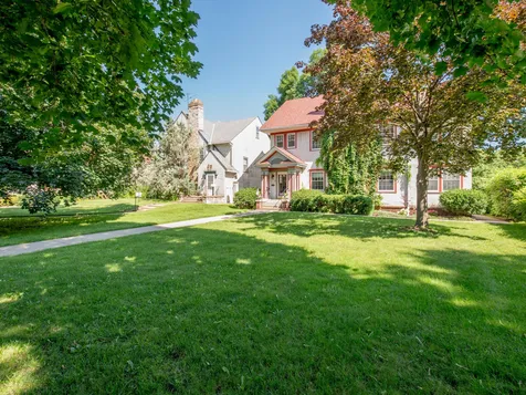 1917 Summit Avenue Saint Paul MN 55105