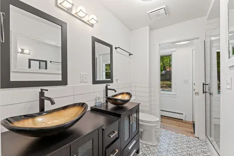 17046 Chiltern Hills Road Minnetonka MN 55345