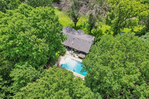 17046 Chiltern Hills Road Minnetonka MN 55345