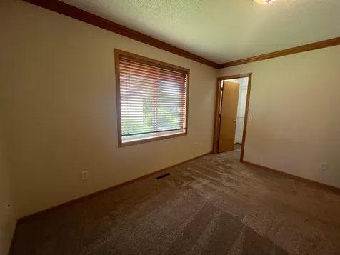7776 Large Avenue NE Albertville MN 55301