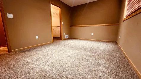 7776 Large Avenue NE Albertville MN 55301