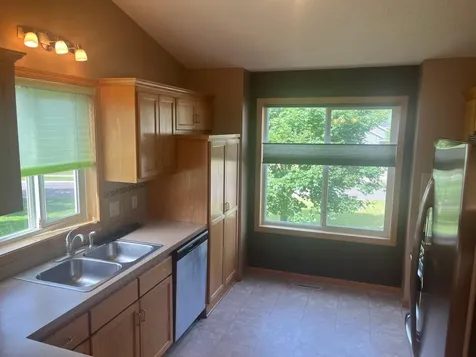 7776 Large Avenue NE Albertville MN 55301