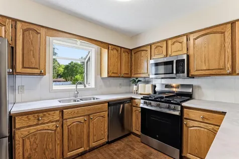 5120 148th Path W Apple Valley MN 55124