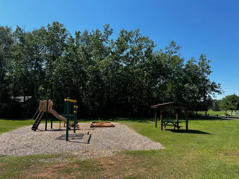 F4 Lot 32 Pathfinder Village Hinckley MN 55037
