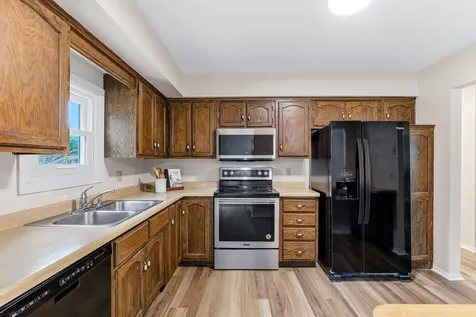 643 121st Lane NW Coon Rapids MN 55448
