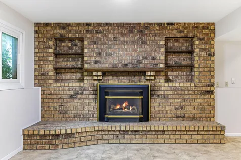 643 121st Lane NW Coon Rapids MN 55448