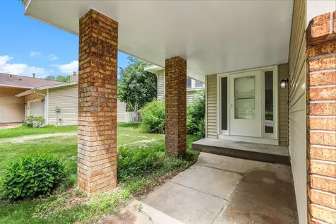 643 121st Lane NW Coon Rapids MN 55448