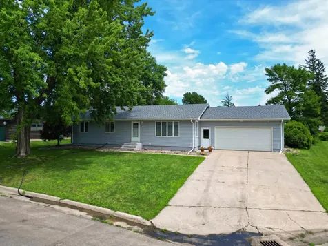 551 6th Street E Hector MN 55342