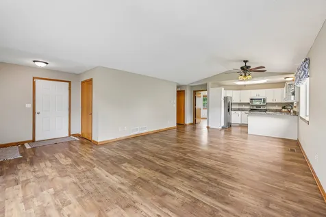 819 7th Avenue NE Buffalo MN 55313
