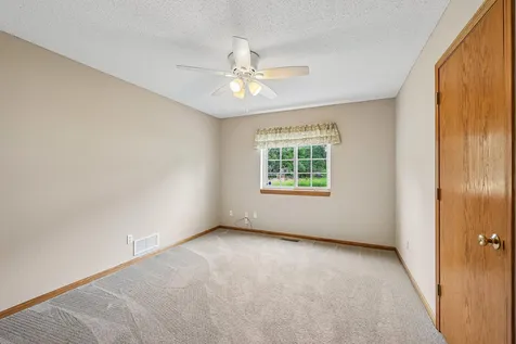 819 7th Avenue NE Buffalo MN 55313