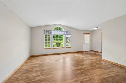 819 7th Avenue NE Buffalo MN 55313