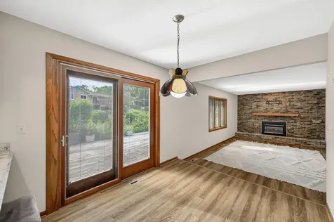3016 Lakewood Drive N Maplewood MN 55109