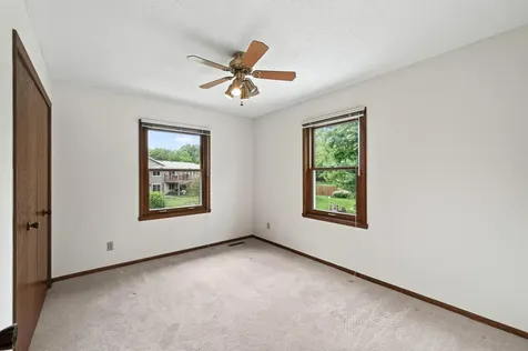 3016 Lakewood Drive N Maplewood MN 55109