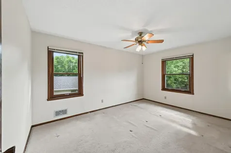 3016 Lakewood Drive N Maplewood MN 55109