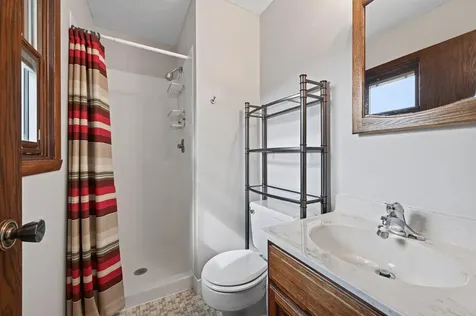 3016 Lakewood Drive N Maplewood MN 55109
