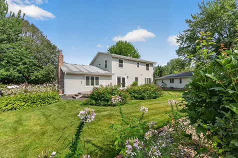 3016 Lakewood Drive N Maplewood MN 55109