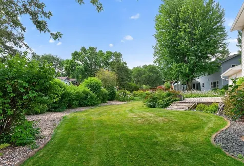 3016 Lakewood Drive N Maplewood MN 55109