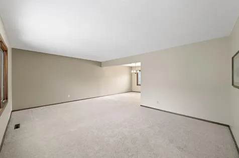 3016 Lakewood Drive N Maplewood MN 55109