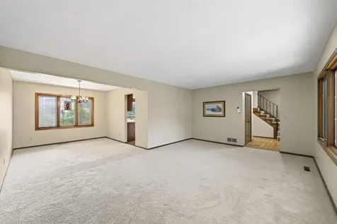 3016 Lakewood Drive N Maplewood MN 55109
