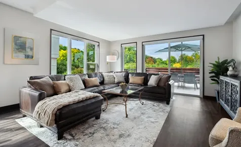 253 Lake Street E Wayzata MN 55391