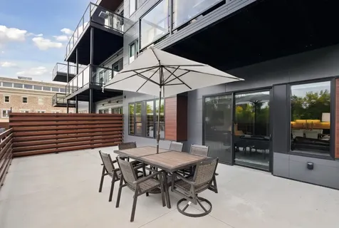 253 Lake Street E Wayzata MN 55391