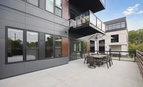 253 Lake Street E Wayzata MN 55391