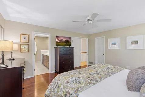 491 Harbor Court Shoreview MN 55126