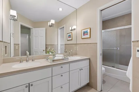 491 Harbor Court Shoreview MN 55126