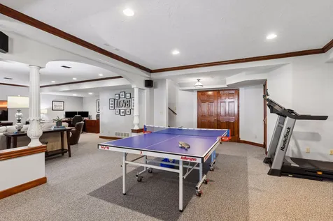 491 Harbor Court Shoreview MN 55126